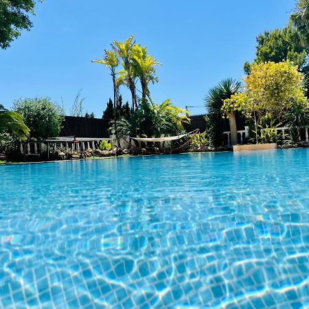 Villa Con Piscina Gigante Sant Francesc de s'Estany Luaran gambar
