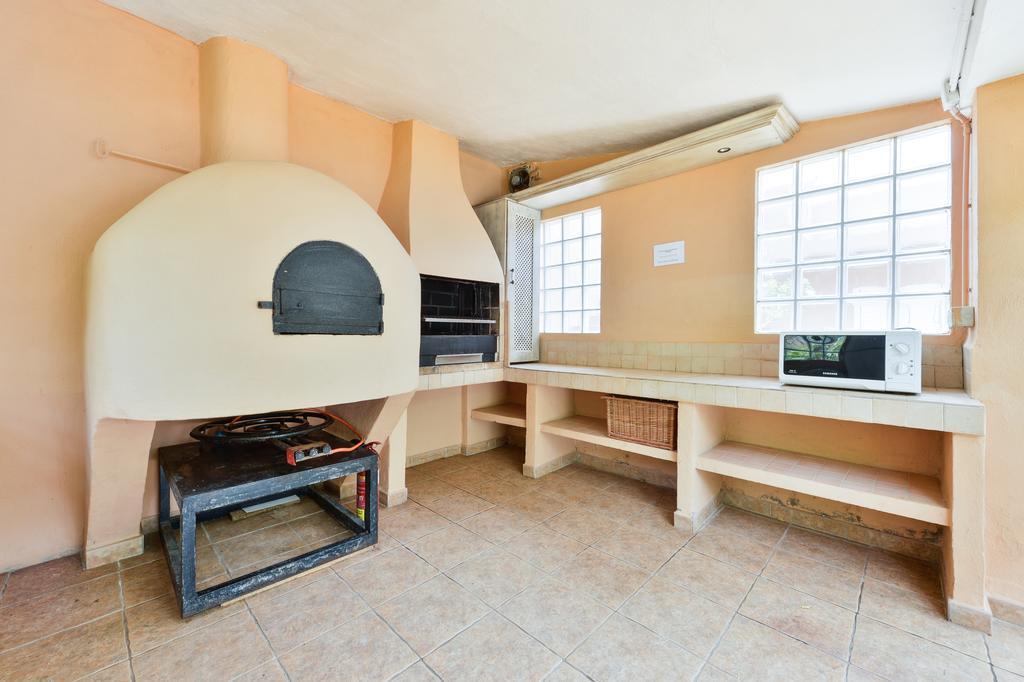 Villa Con Piscina Gigante Sant Francesc de s'Estany Bilik gambar