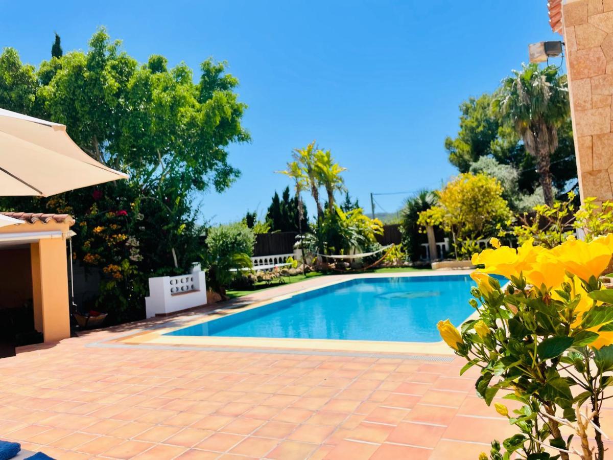 Villa Con Piscina Gigante Sant Francesc de s'Estany Luaran gambar